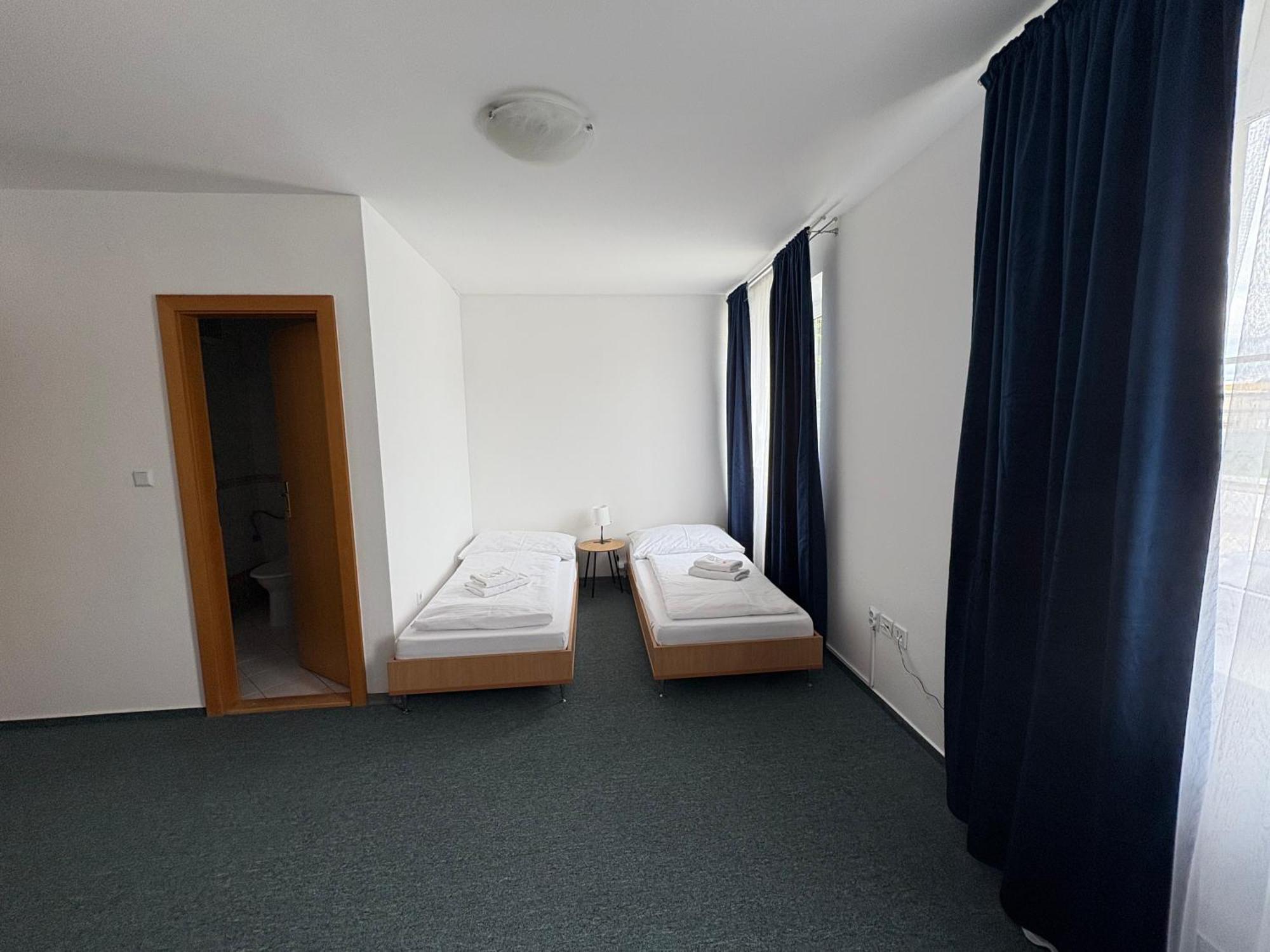 Garni G Hotel Žilina Exterior foto