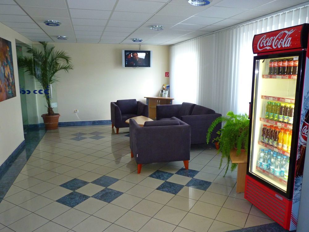Garni G Hotel Žilina Exterior foto